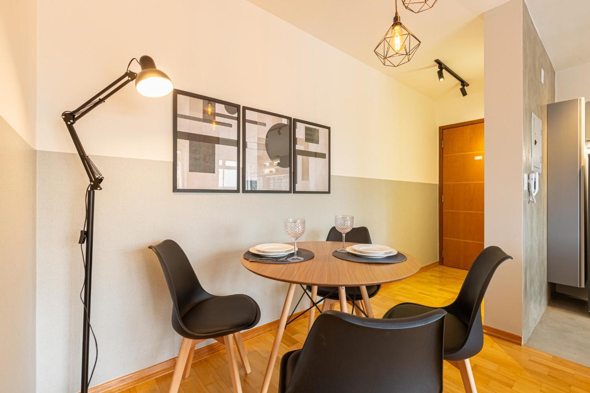 Apartamento Easy Star - Lindo C/vaga No Itaim Bibi - Ad03i